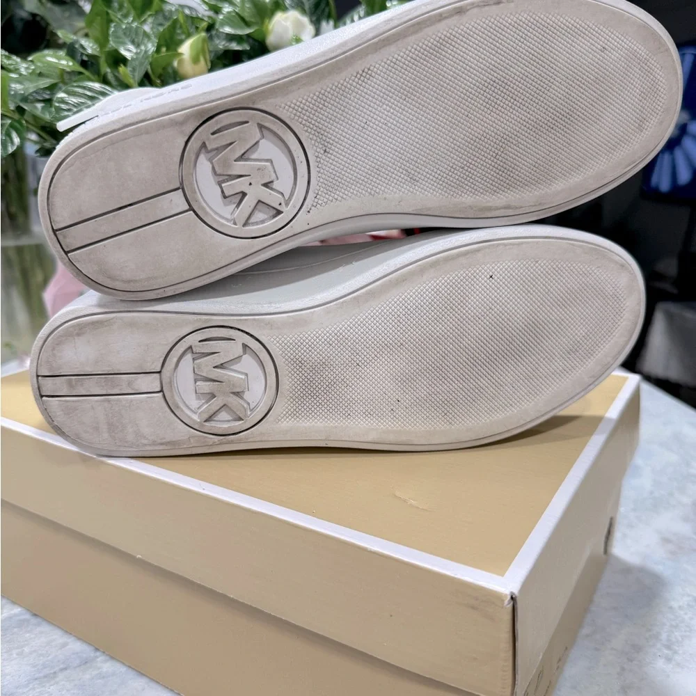 MICHAEL KORS
Poppy Two-Tone Faux Leather Sneaker - Picture 5 of 5